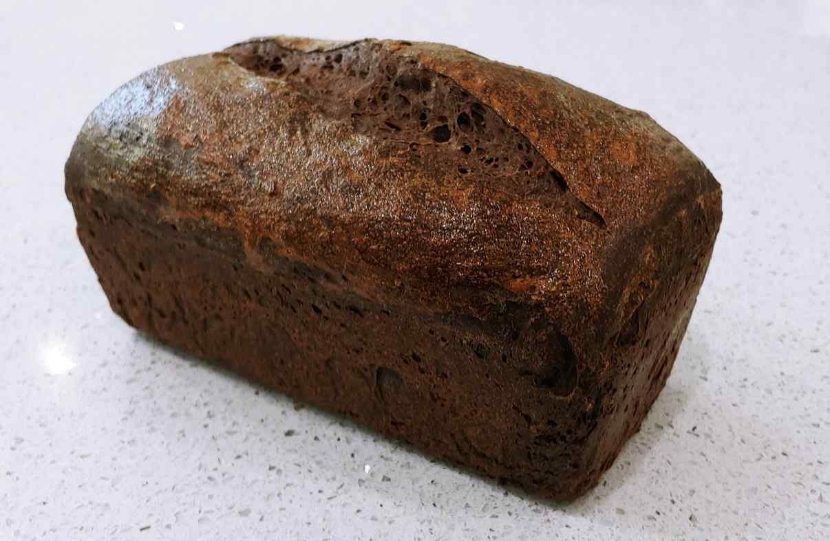 Pumpernickel with Sauerkraut